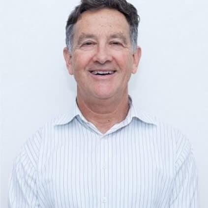 Portrait image of image of Dr. Gary Newstadt Principal dentist of King Street Dental Group